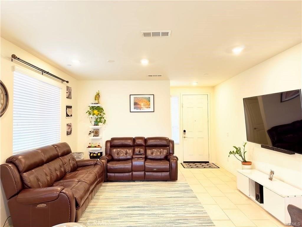 8740 Festival St - Photo 6 of 28