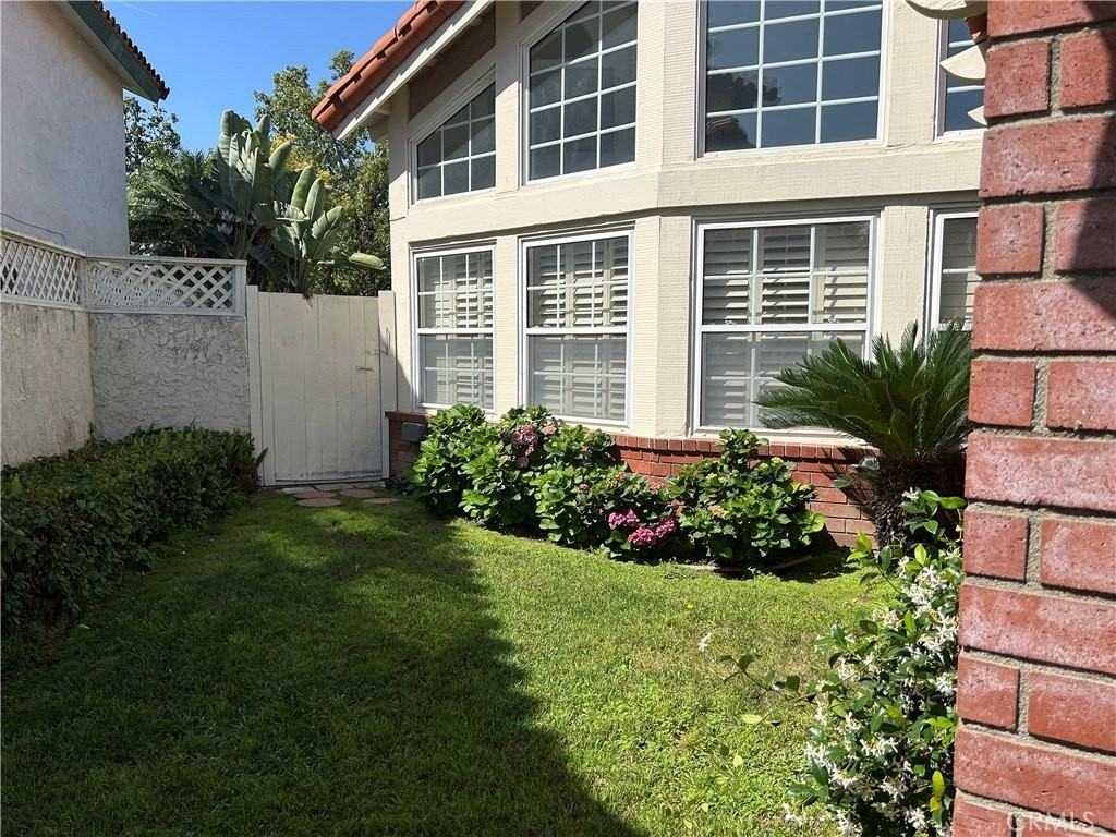 14 Vicksburg - Photo 2 of 40