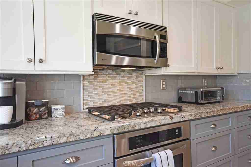 28176 Virginia - Photo 2 of 11