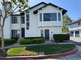 featured image of 25632 Paseo La Cresta