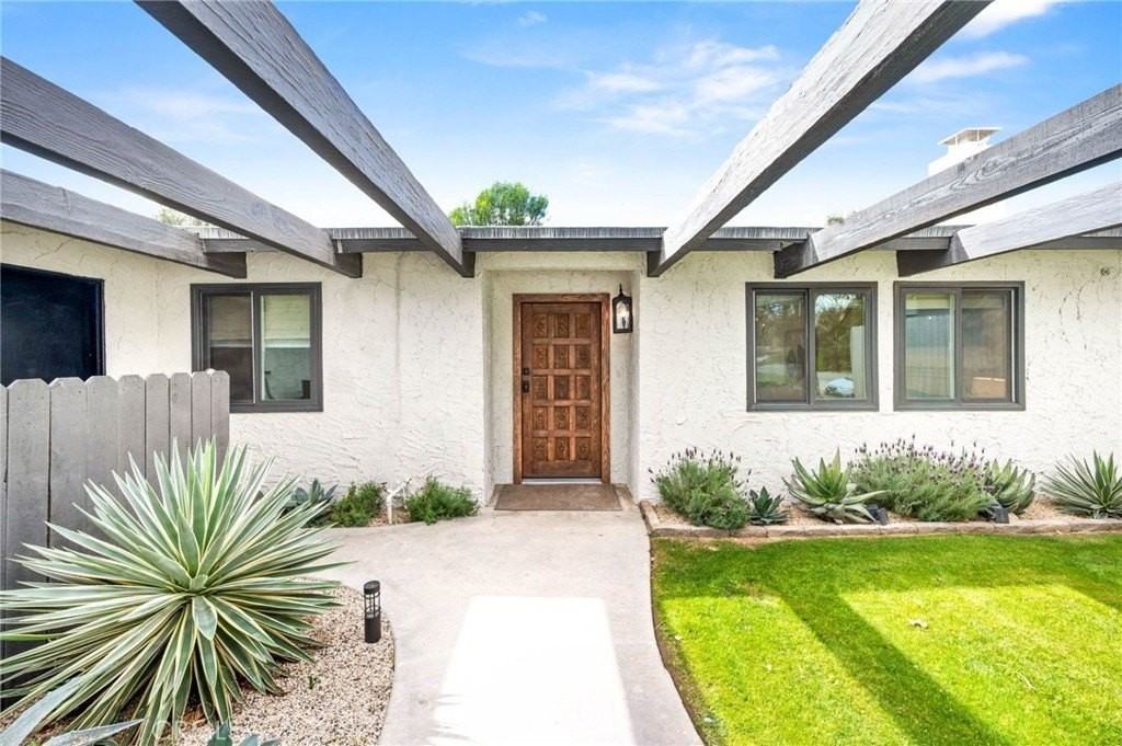 43381 Virginia Ave - Photo 7 of 50