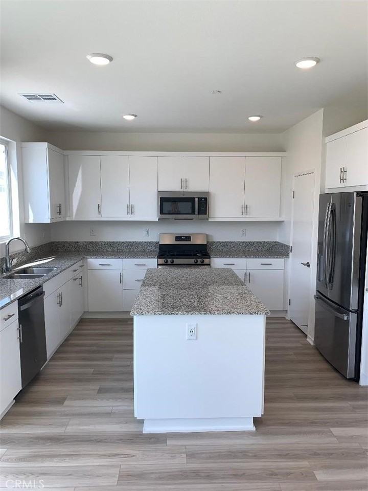 249 Hass Ln - Photo 6 of 15