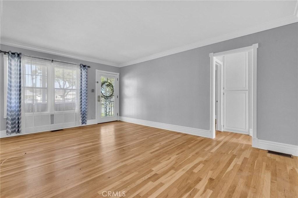 4220 Los Coyotes Diagonal - Photo 4 of 36