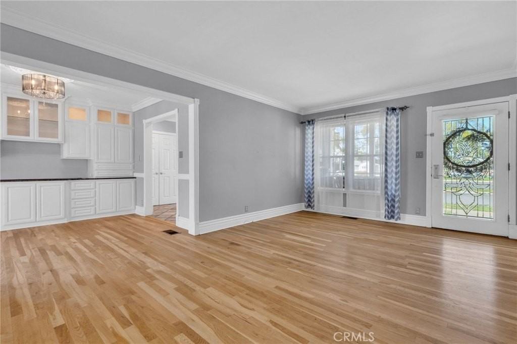 4220 Los Coyotes Diagonal - Photo 7 of 36