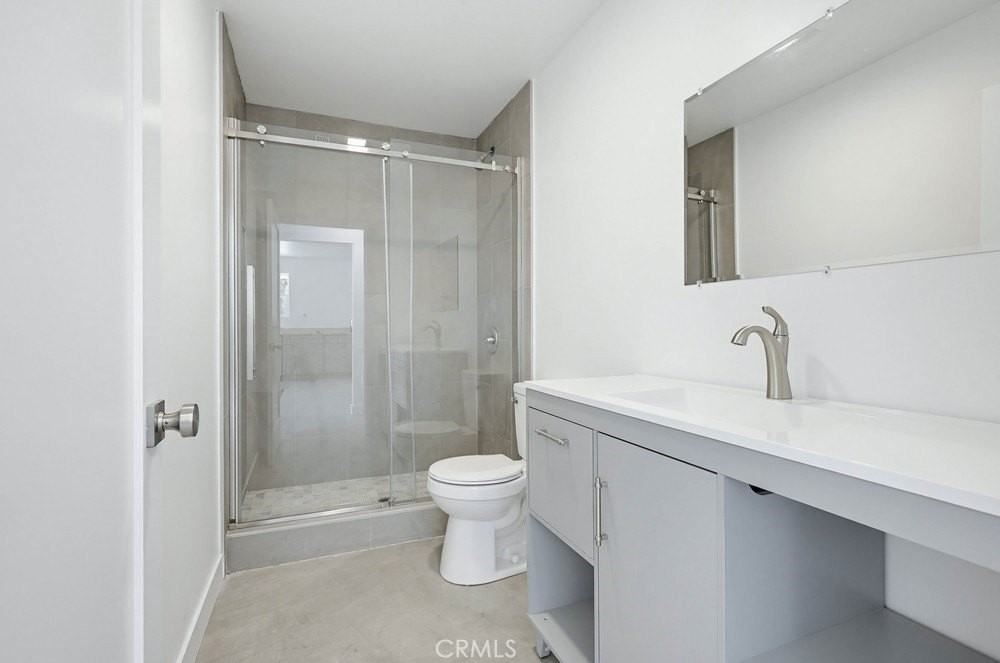 1017 Riverine Ave - Photo 7 of 20