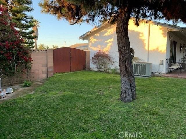 10402 Bowen Cir - Photo 5 of 21