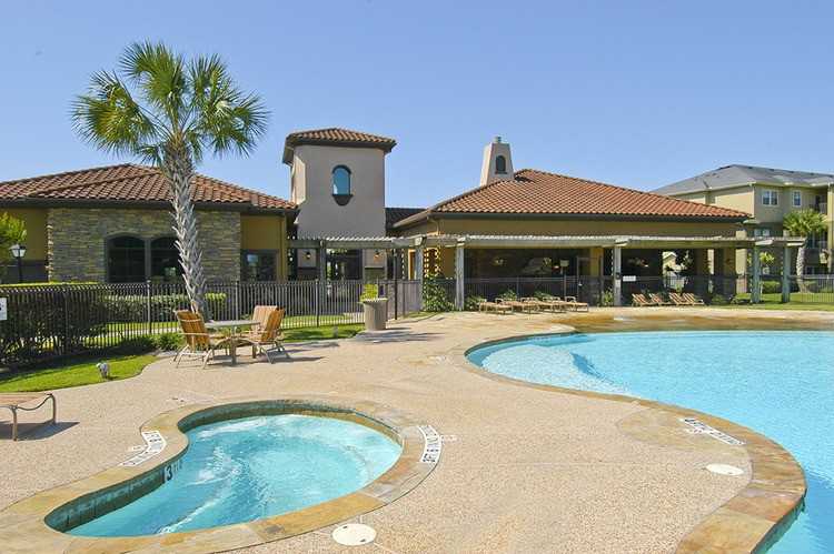 18108 South Parkview Drive #804r