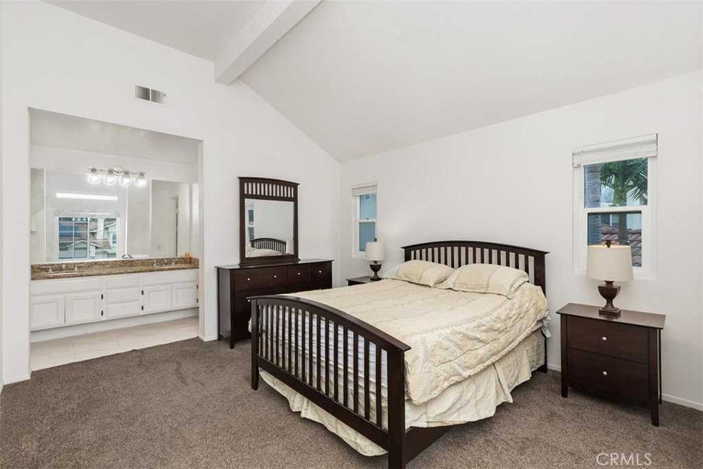 24962 Via Denise - Photo 2 of 20