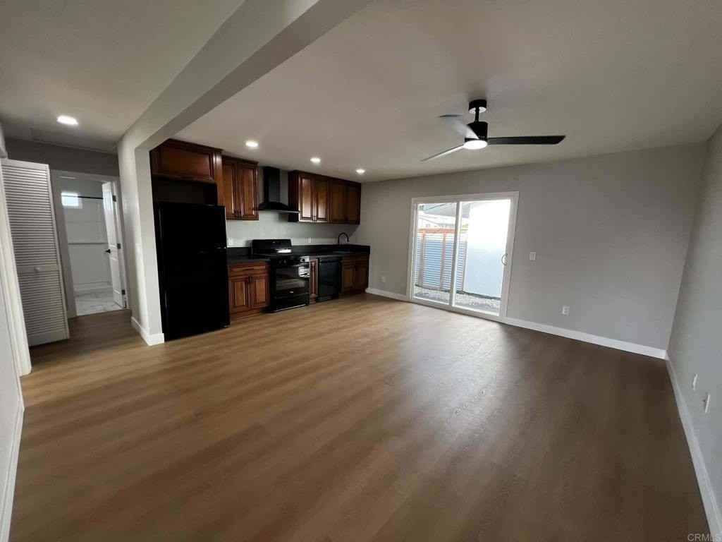 551 11th St - Photo 5 of 15