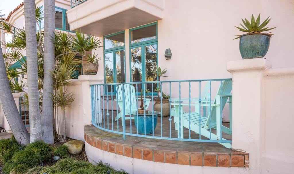 1612 Cajon Pl - Photo 5 of 50