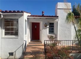 featured image of 4228 Miraleste Dr