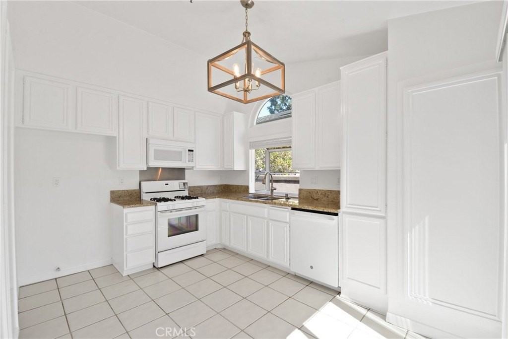 2175 Pacific Ave #C3 - Photo 5 of 28