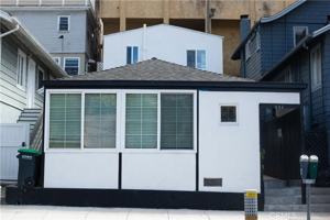 featured image of 357 Mermaid St #B