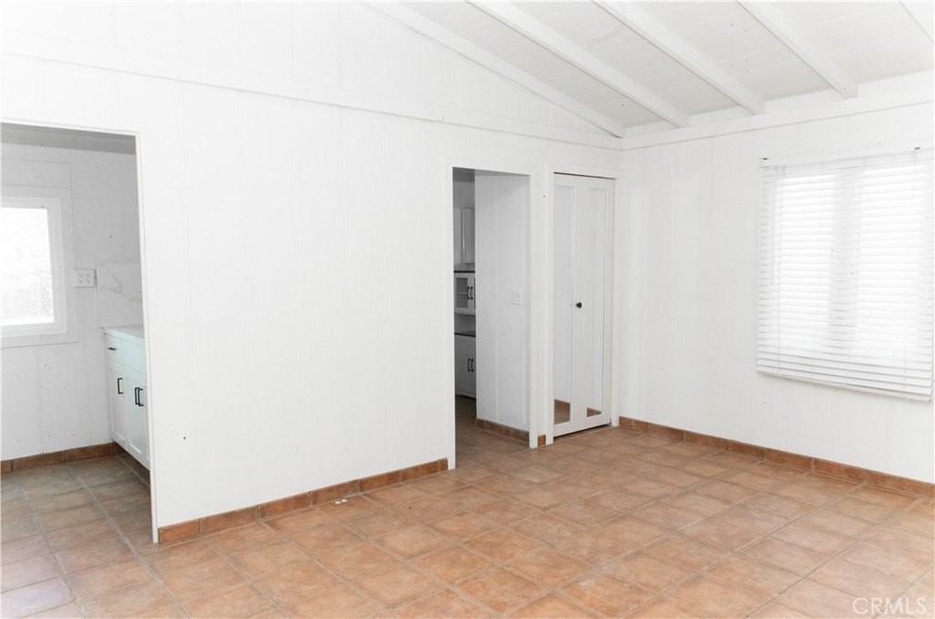 357 Mermaid St #B - Photo 3 of 8