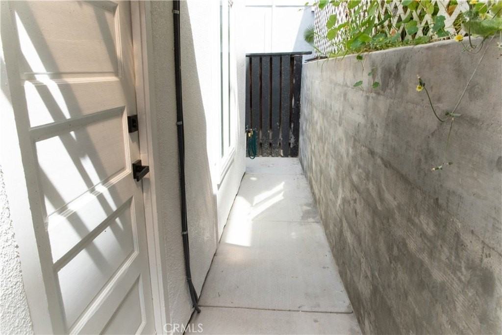 357 Mermaid St #B - Photo 7 of 8