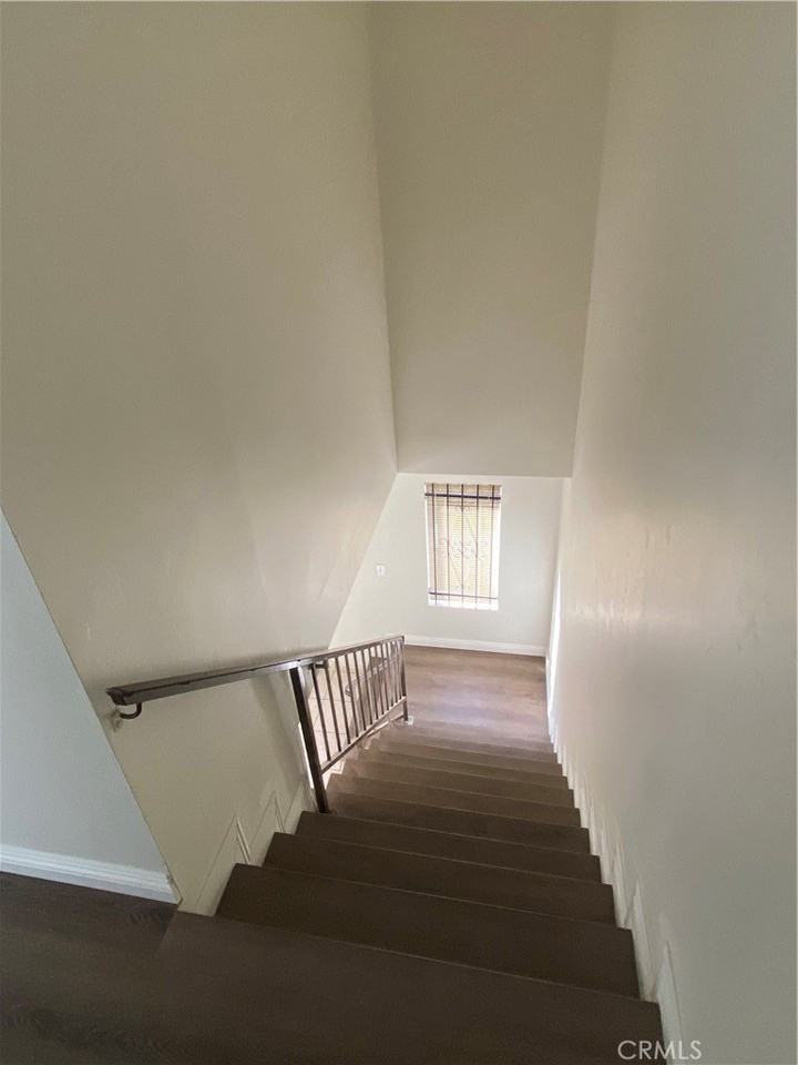 1518 Norman Pl - Photo 6 of 12