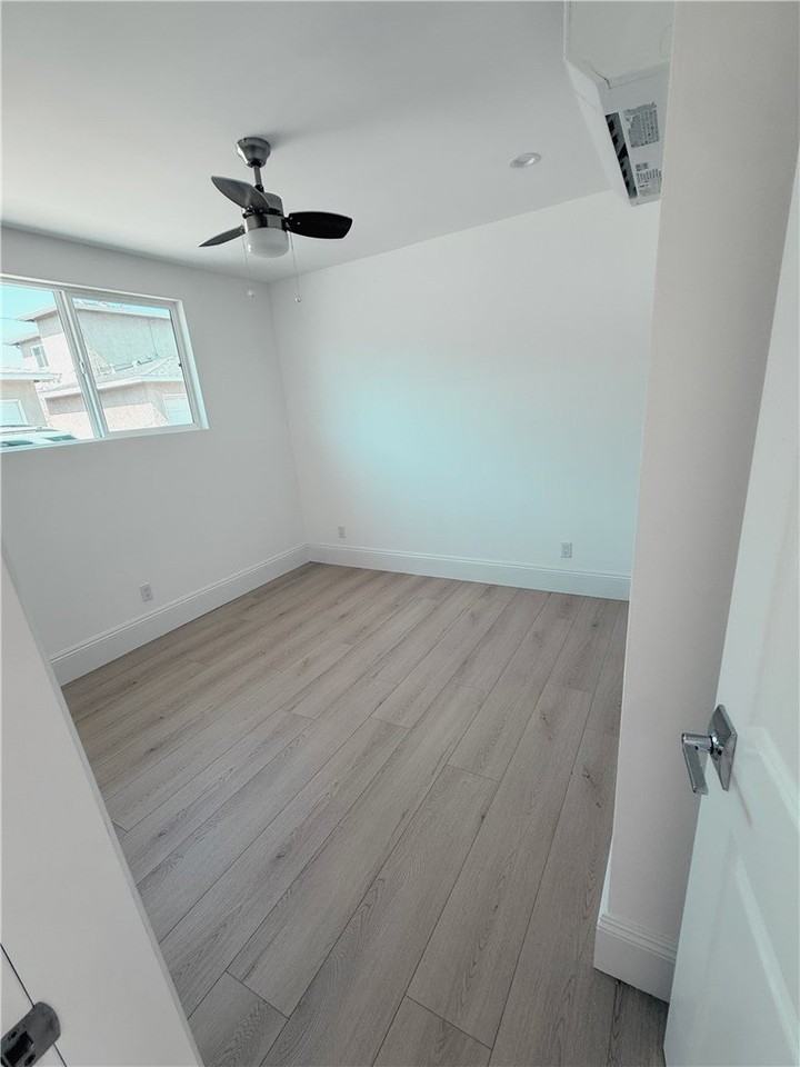 4151 W 172nd St - Photo 7 of 12