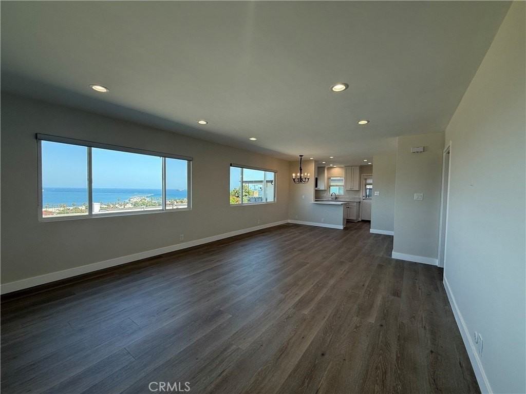 665 W 34th St #4 - Photo 7 of 14