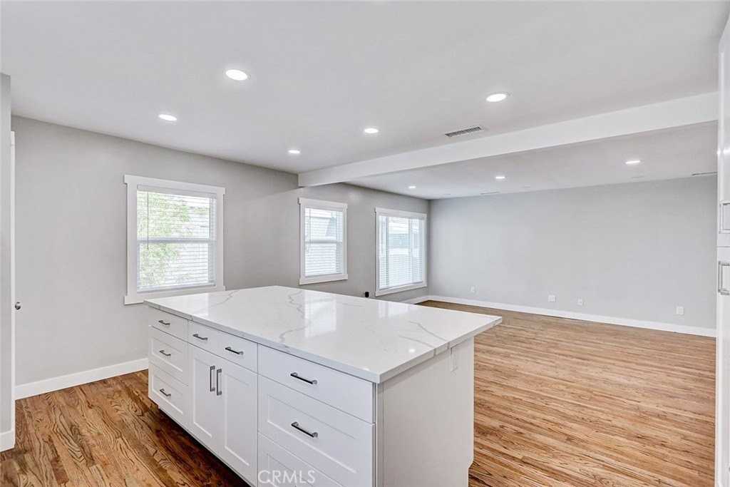 4112 W 173rd Pl - Photo 7 of 25