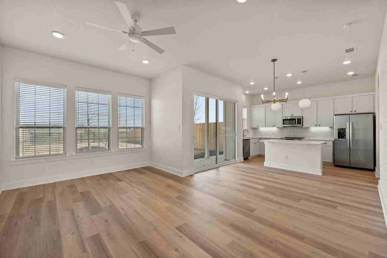 6720 Abode Ave #6720 - Photo 7 of 37