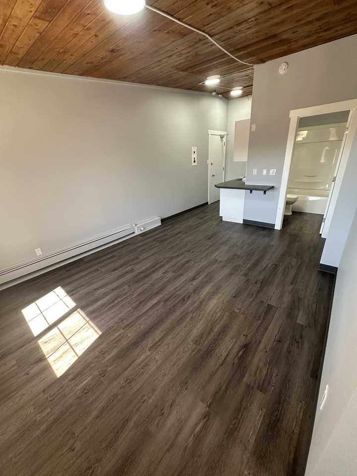 4621 Veterans Way - 37 #37DNR - Photo 4 of 7