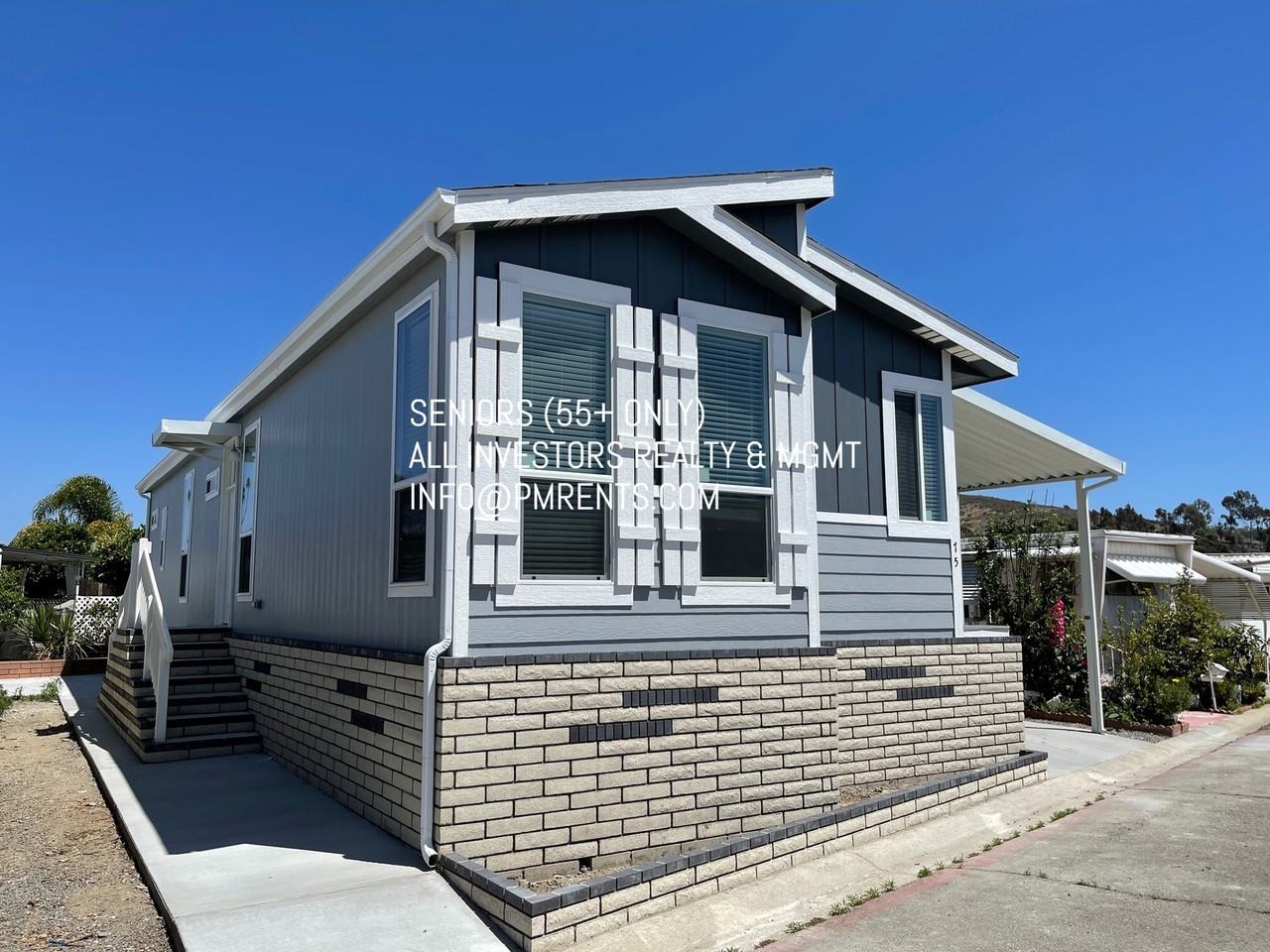 141 Douglas Dr #1