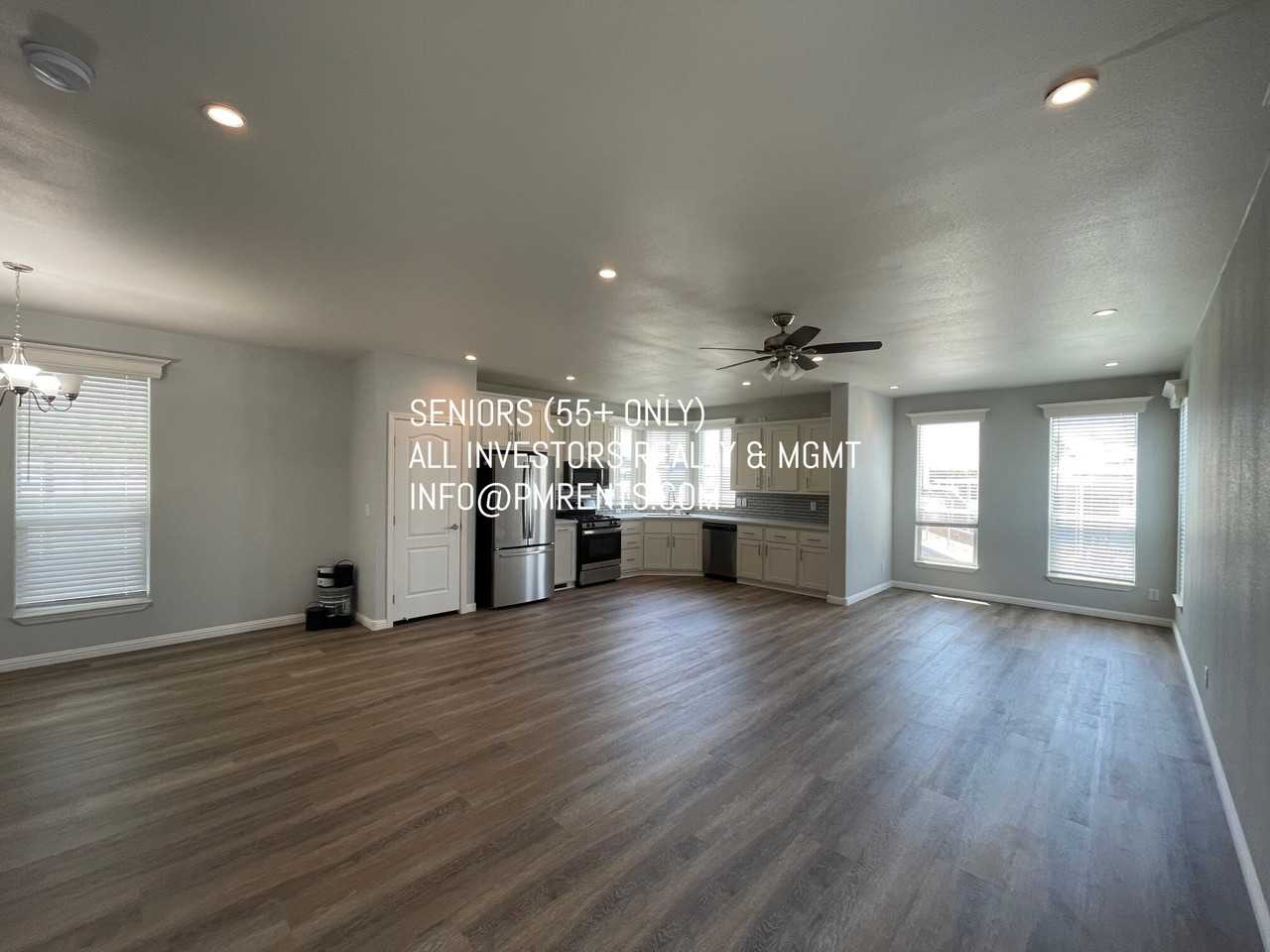 141 Douglas Dr #1 - Photo 6 of 19