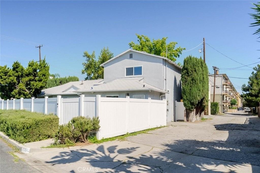 15245 Valleyheart Dr #1 - Photo 2 of 27