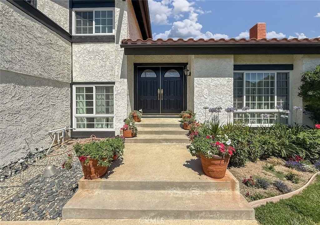 3301 Blue Ridge Ct - Photo 5 of 50