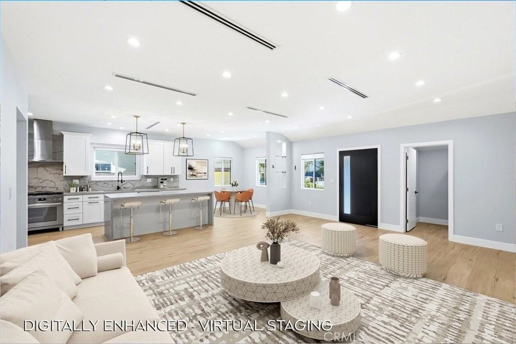 4635 Kraft Ave - Photo 5 of 23