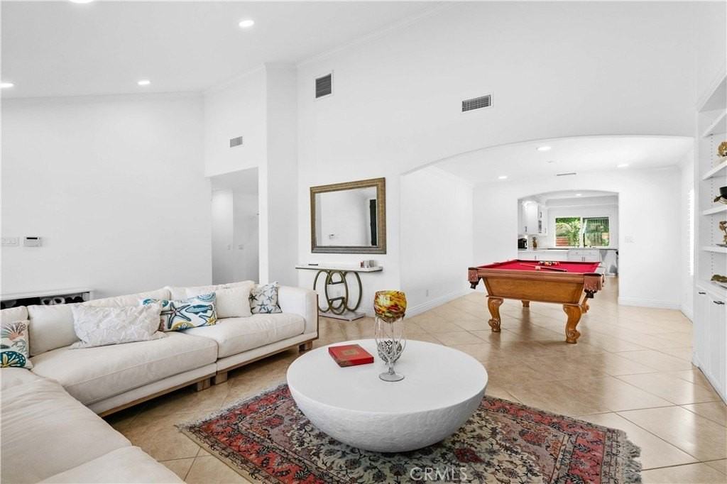 28820 Calabria Dr - Photo 6 of 50