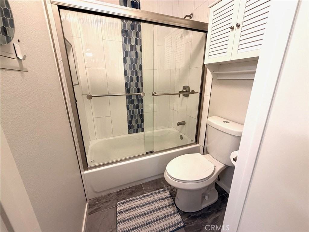 7025 Glade Ave #19 - Photo 5 of 6