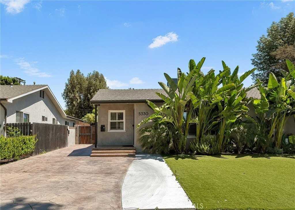 5330 Natick Ave - Photo 3 of 47