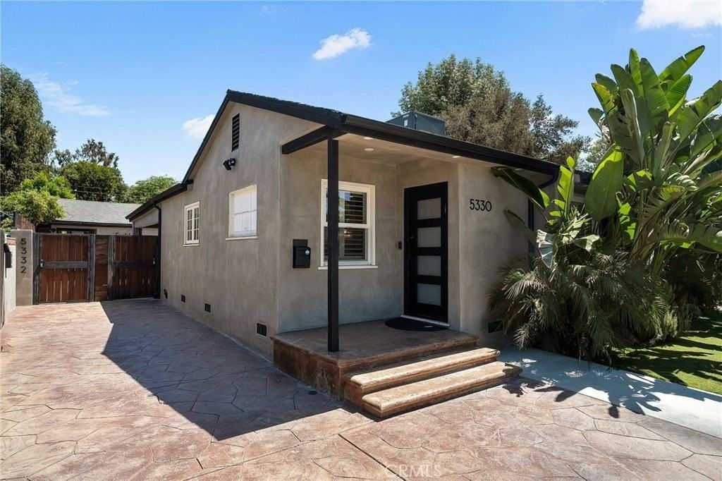 5330 Natick Ave - Photo 4 of 47