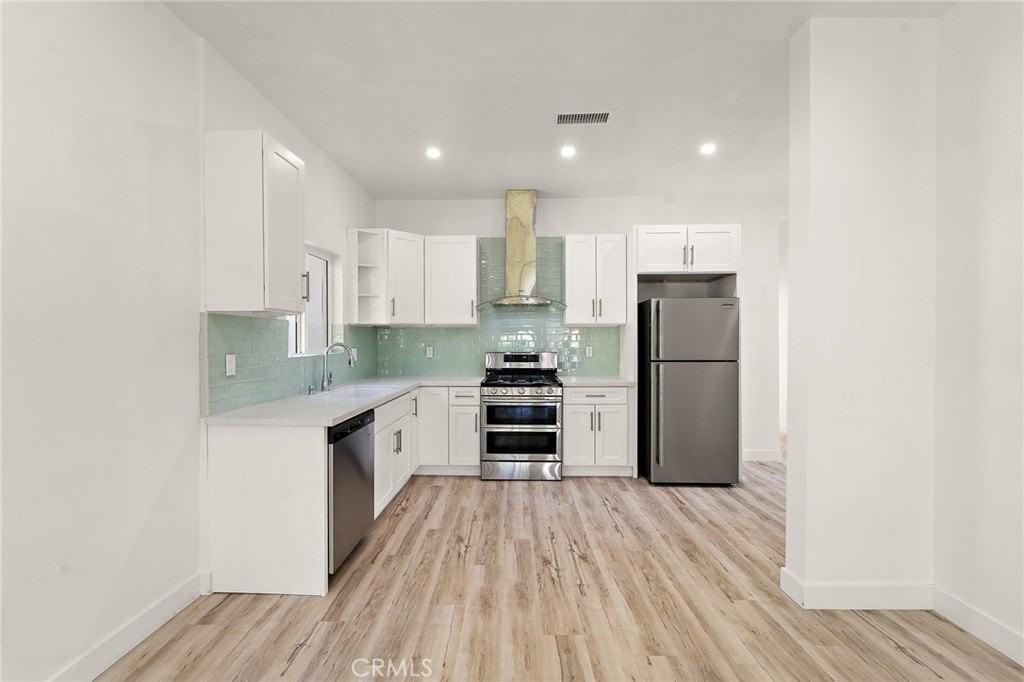 10730 Strathern St - Photo 6 of 50