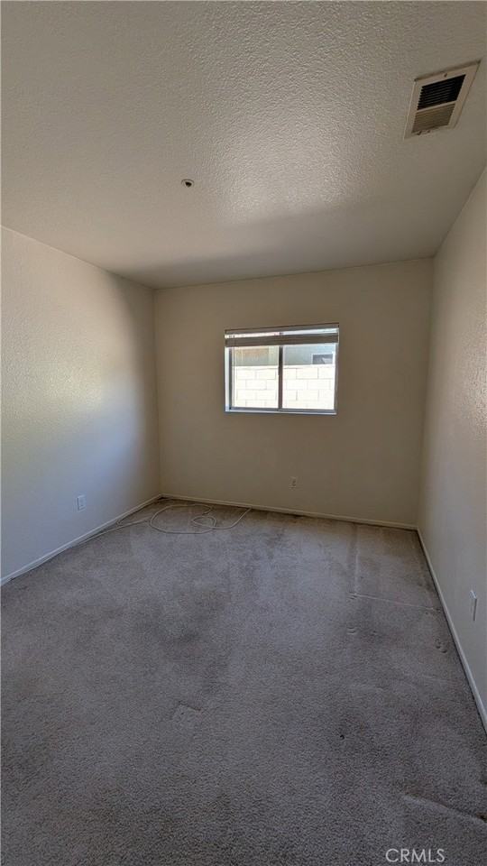 9455 Fremontia Ave - Photo 4 of 12