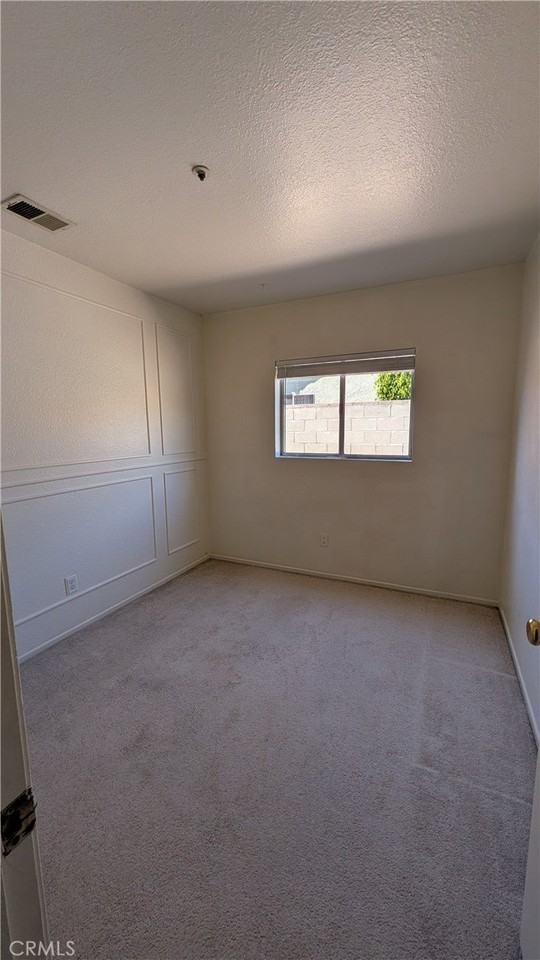 9455 Fremontia Ave - Photo 5 of 12