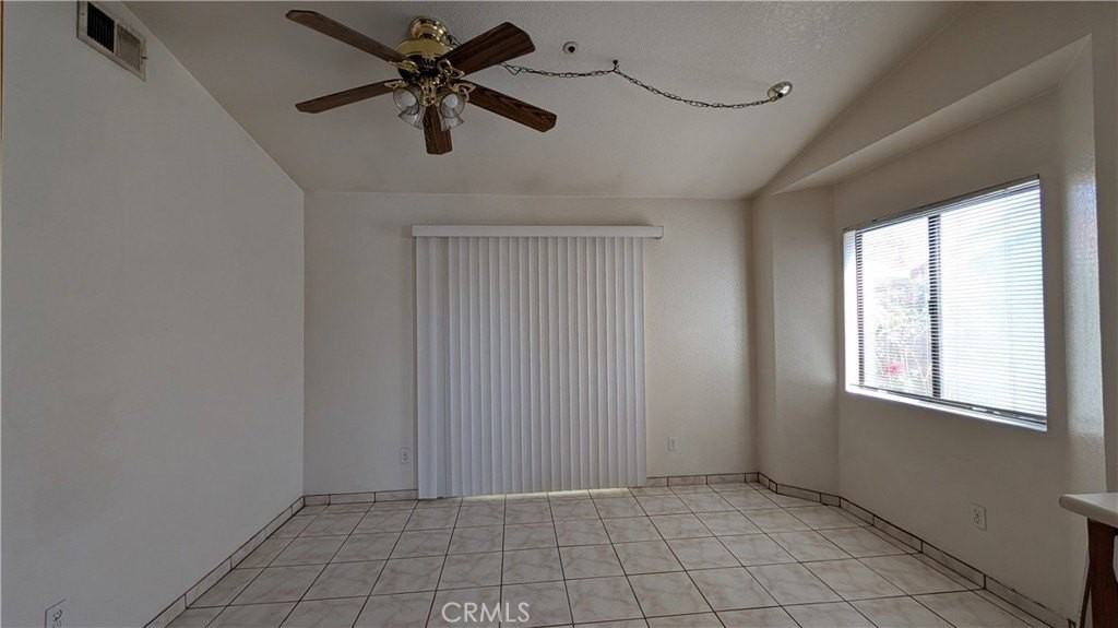 9455 Fremontia Ave - Photo 6 of 12