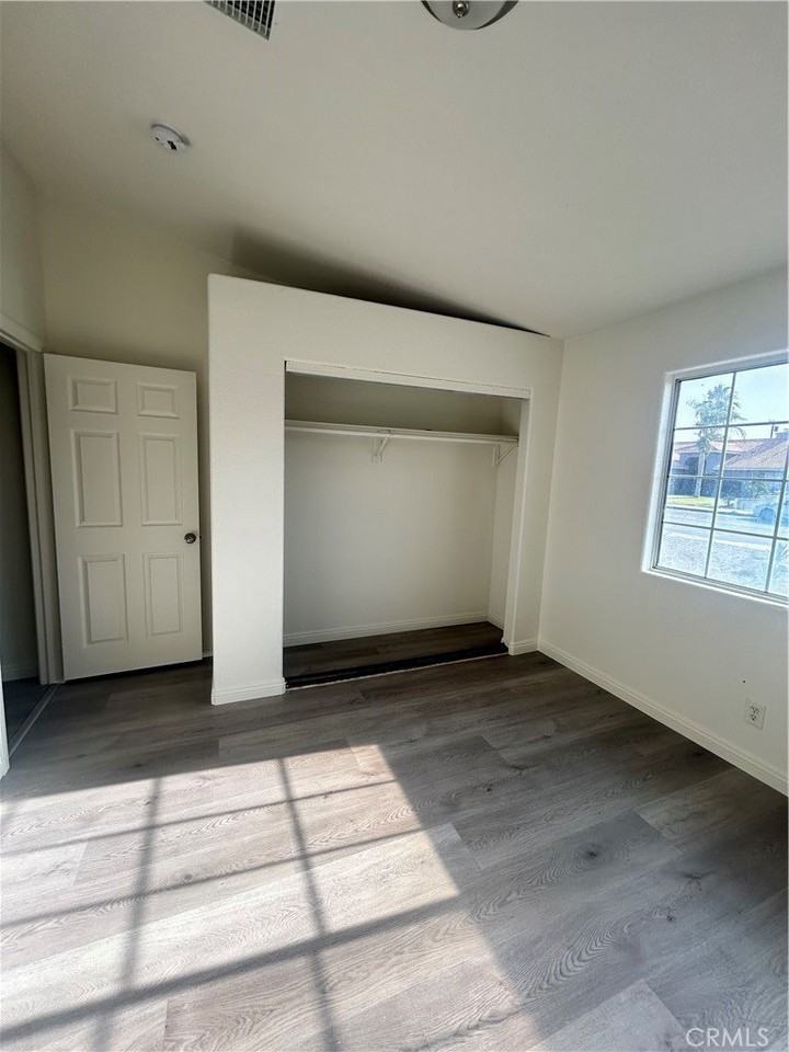 33909 Navajo Trl - Photo 2 of 7