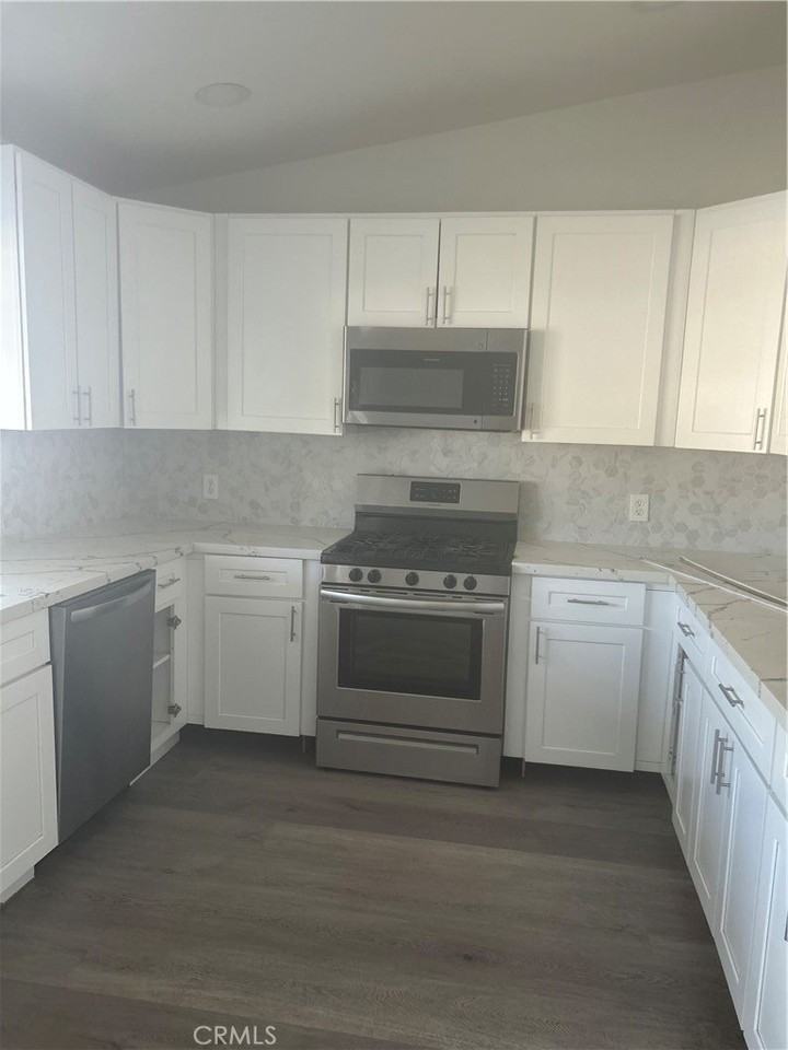 33909 Navajo Trl - Photo 3 of 7