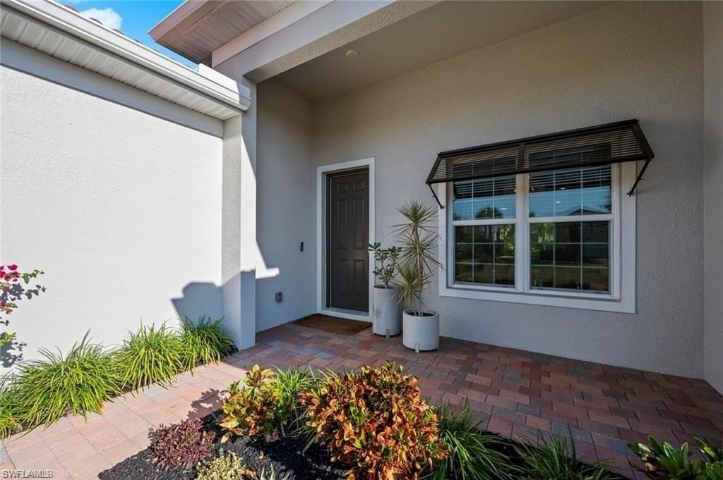 10581 Woodchuck Ln - Photo 3 of 49