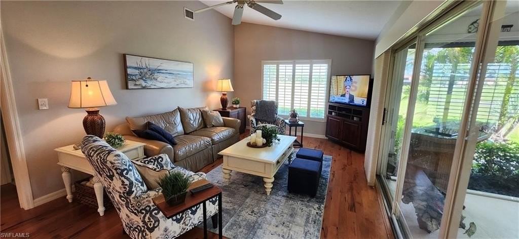 1417 Foxfire Ln - Photo 5 of 43