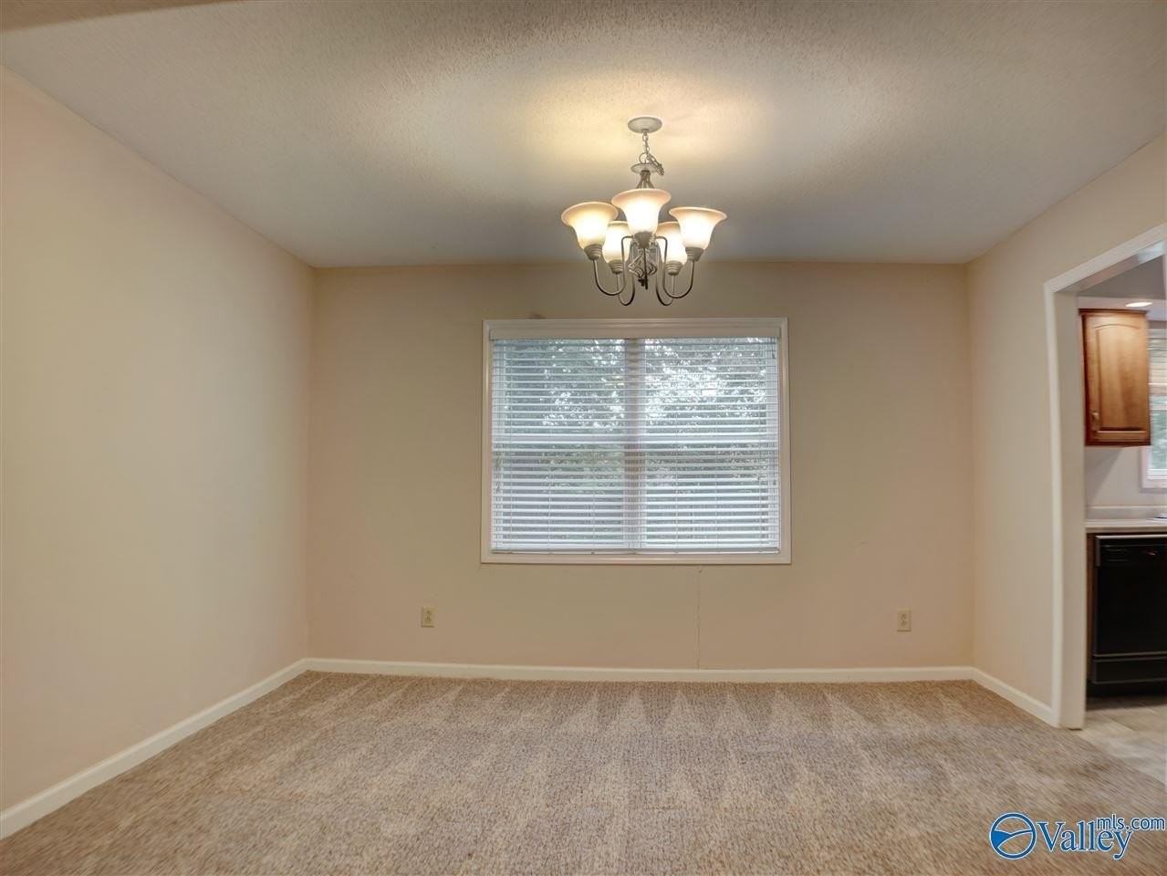 2503 Wynterhall Rd Se - Photo 4 of 17