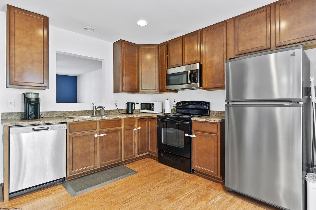 128 Birds Eye View Dr - Photo 5 of 18