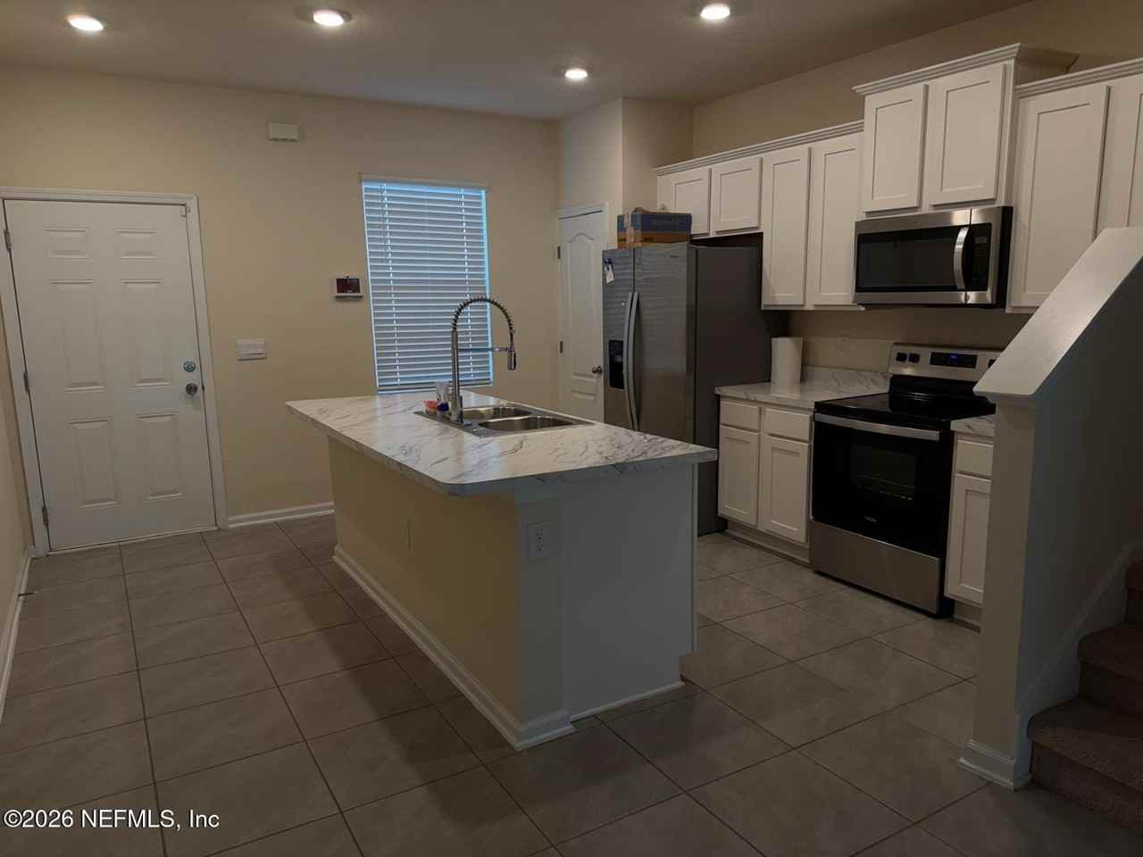 855 Centennial St - Photo 3 of 9