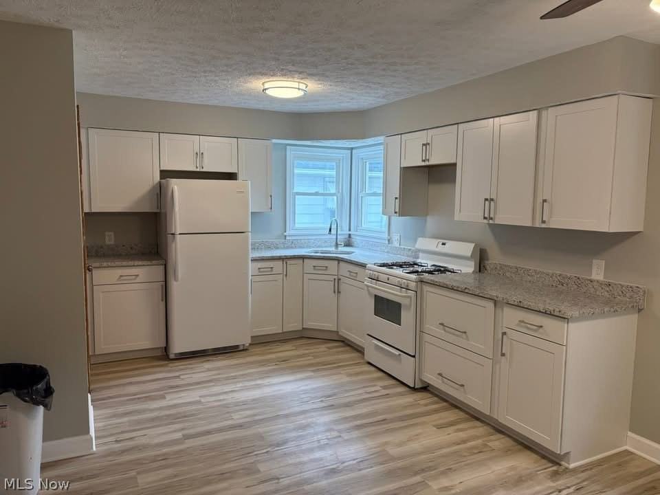 509 W 24th St - Photo 2 of 9