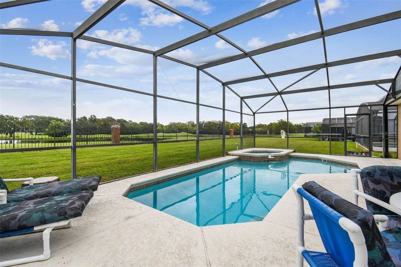 640 Chadbury Way - Photo 4 of 50