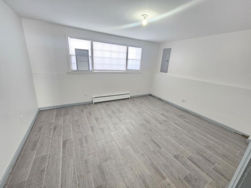 78 Brookside Ave - Photo 2 of 7