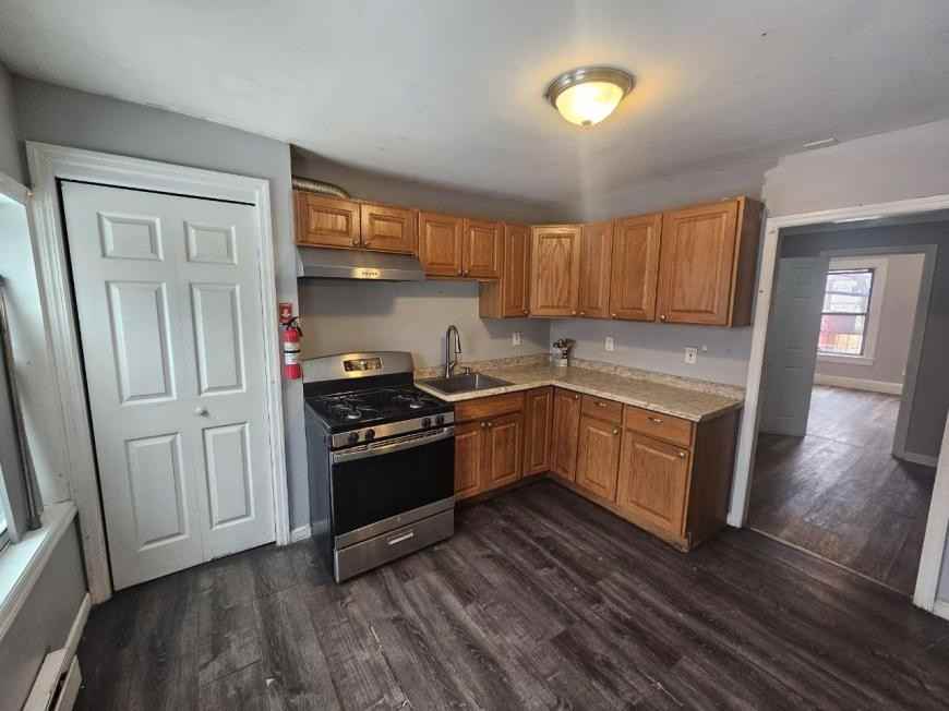 187 Renwick St - Photo 2 of 7