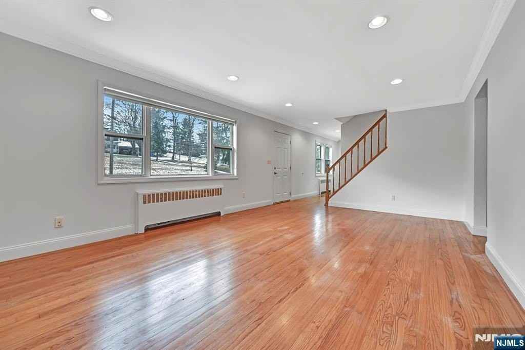 153 Columbus Ave - Photo 5 of 30